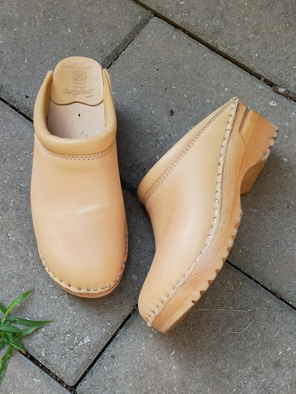Troentorp Wheat Swedish Wooden Leather Clogs 38